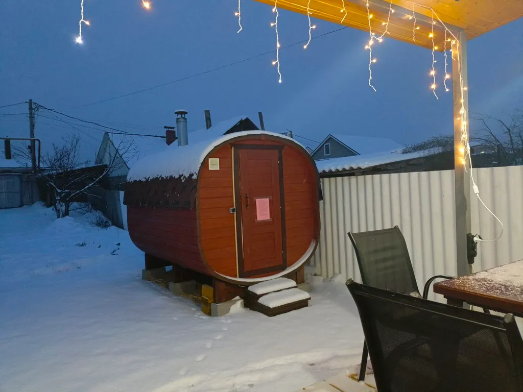 Уютный домик с баней у реки