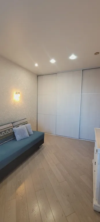 Квартира с видом на Платинум арену