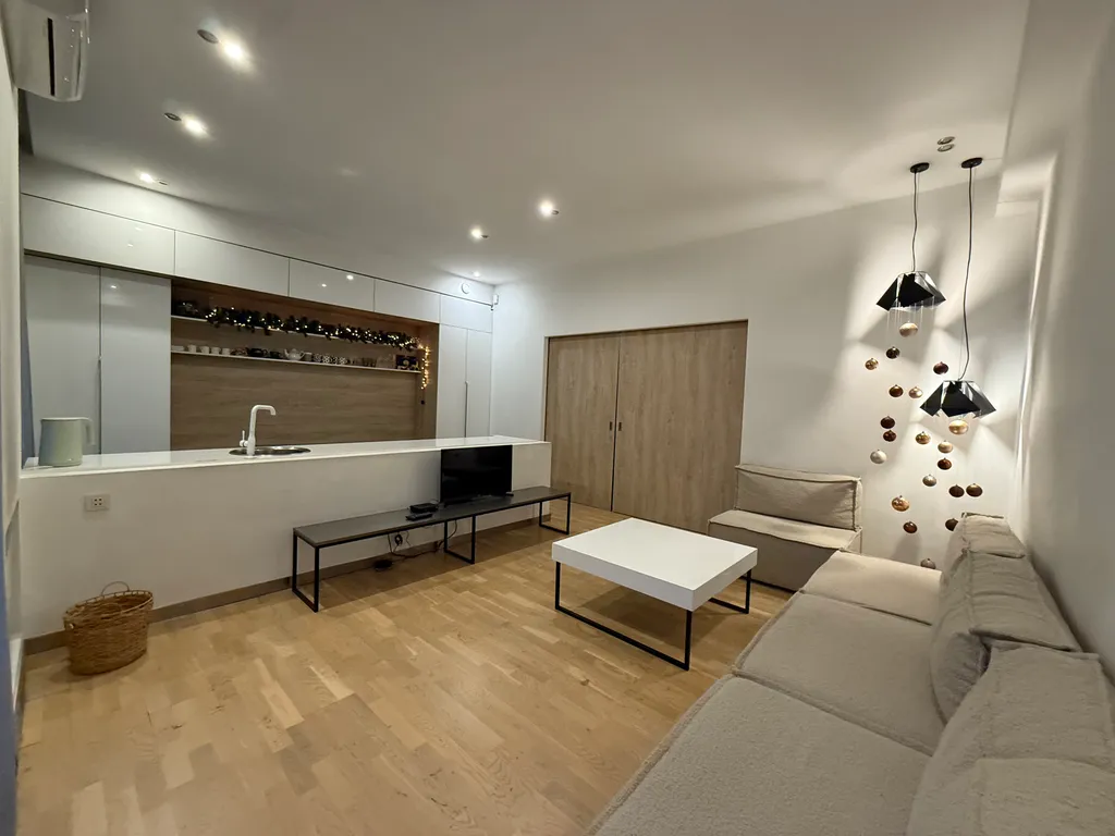 Квартира Метро Апартамент — аренда посуточно в Ереван