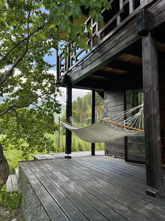 Новый дом в центре Чемала