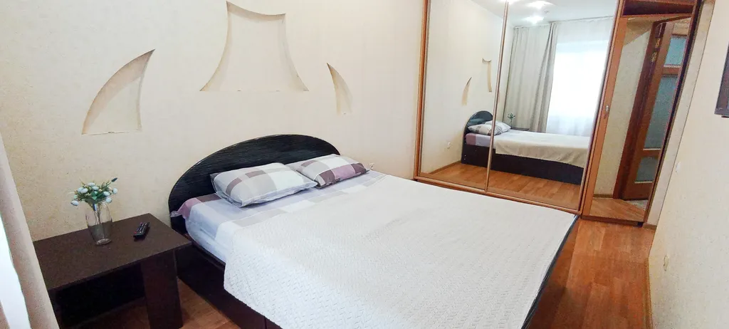 Просторная квартира — аренда посуточно в Астрахань