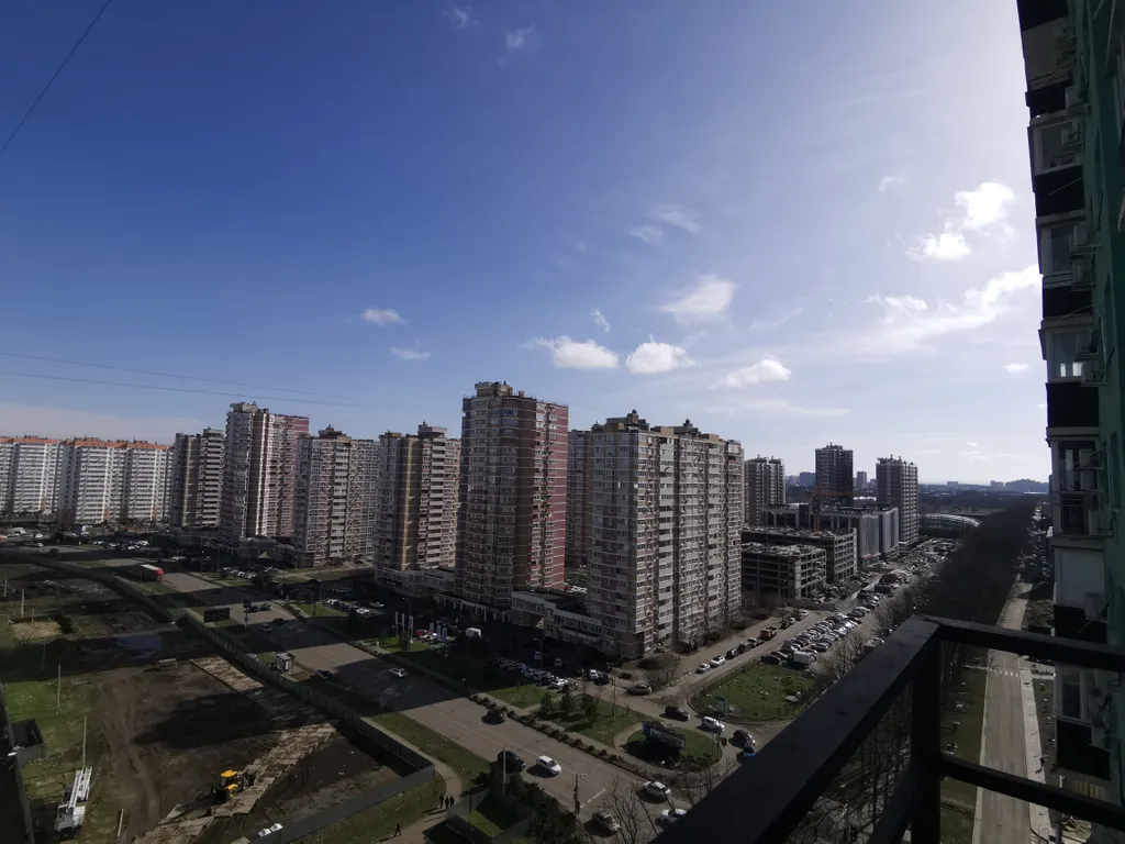 Трёшечка недалеко от парка и стадиона Краснодар