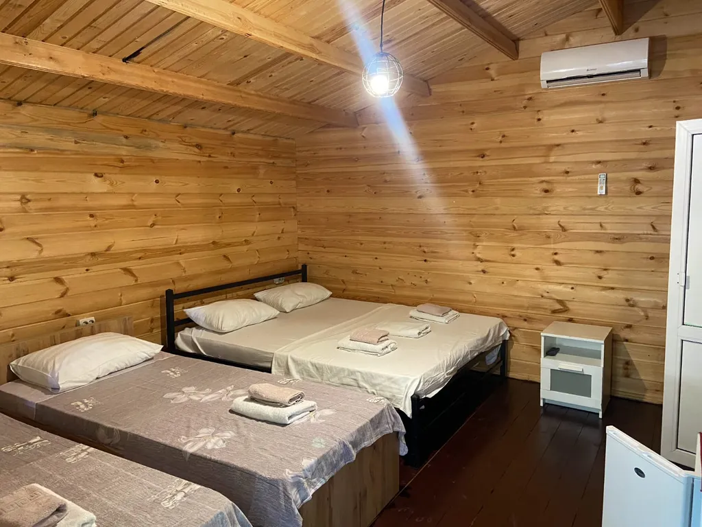 "Атара Хаус"