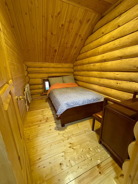 6-комнатный Дом