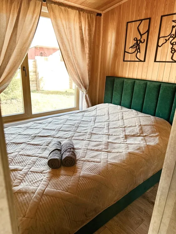 Уютный дом в лесу