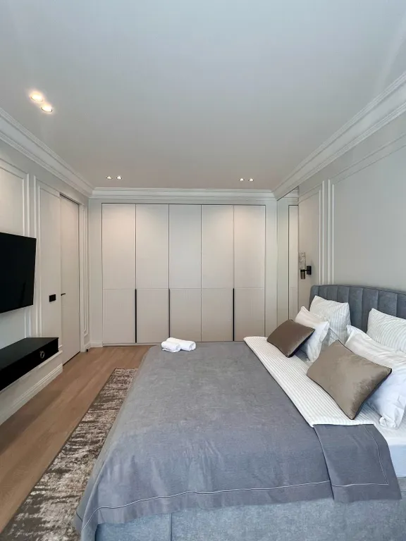 2-комнатный люкс с дизайнерским ремонтом в историческом центре