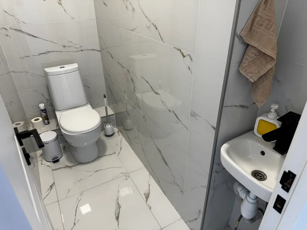 Современный коттедж в черте города