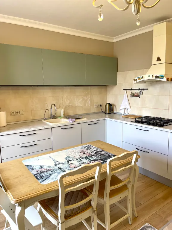 Просторная 3-к квартира в центре Калининграде