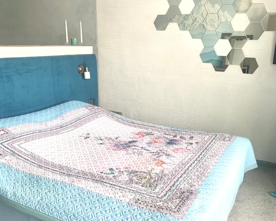 Квартира Квартира Просторная студия у моря на 2-5 гостей, терраса с панорамным видом — Адлер