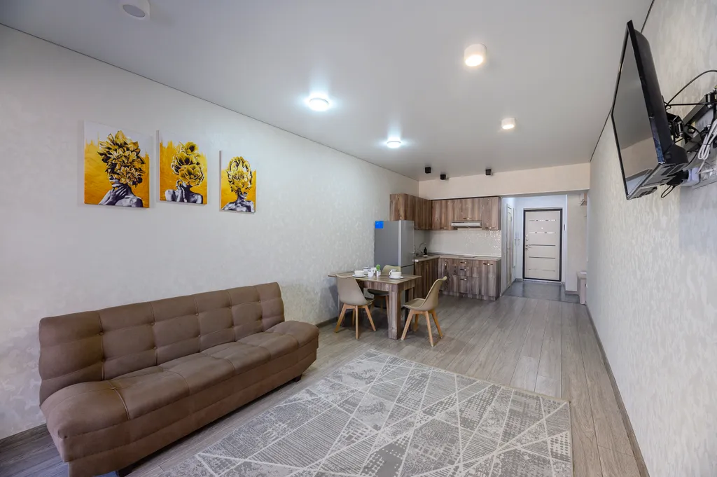 Апартаменты на Арбате в центре Алматы