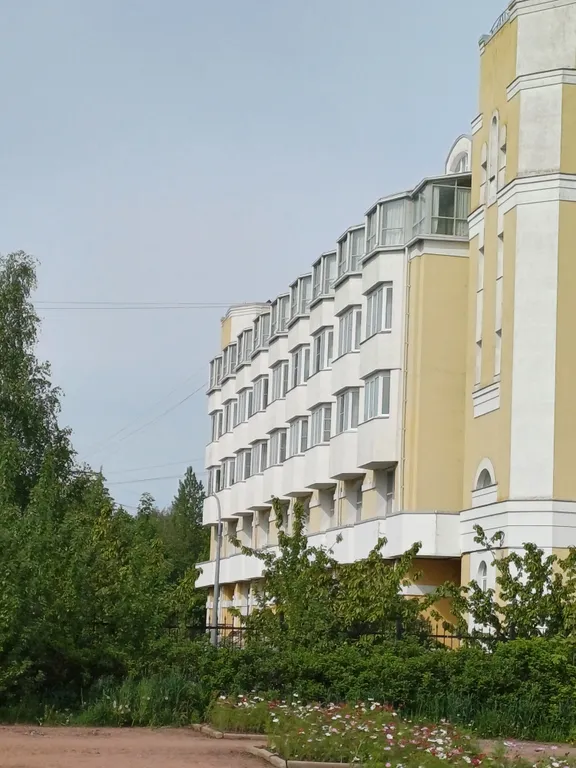 Апартаменты Петергоф со своей парковкой