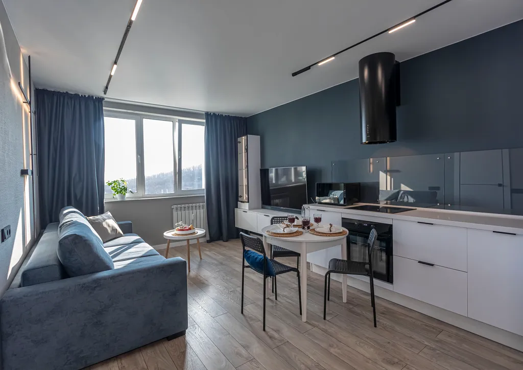 Квартира с видом на море на высоком этаже, рядом с островом Русским