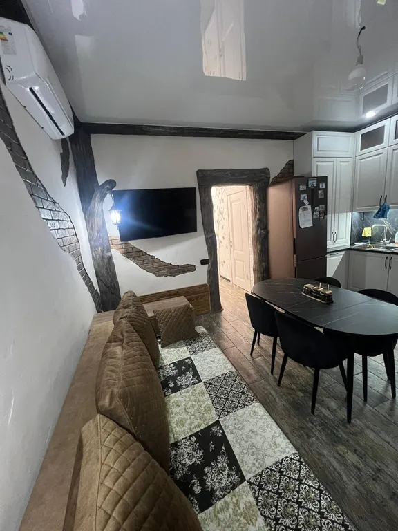 Гостевой дом с дизайнерским ремонтом с видом на горы