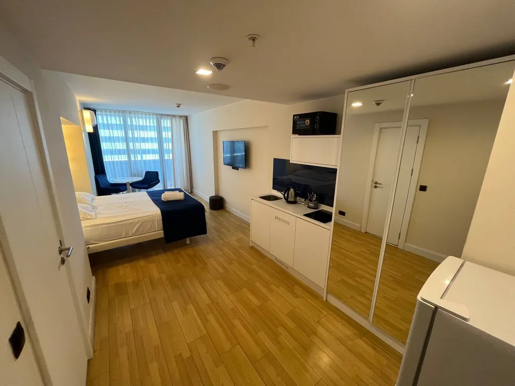 Апартаменты у моря с шикарным видом в Апарт-Отеле Orbi City