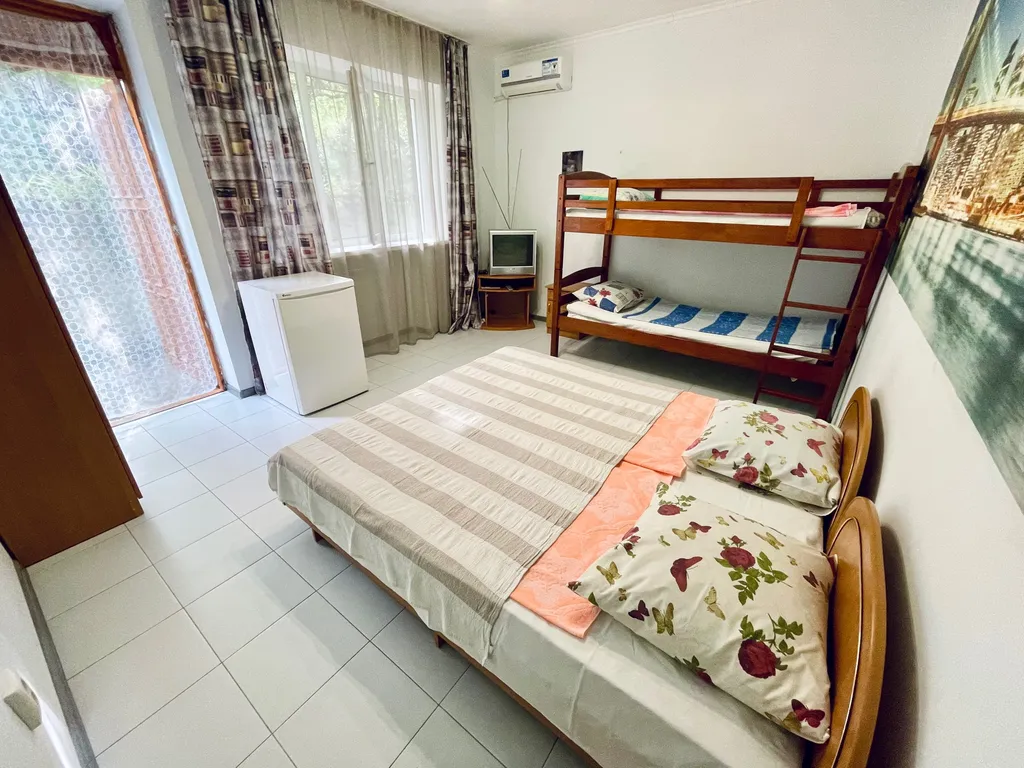 Квартира Квартира Стандарт с окнами во двор — Судак