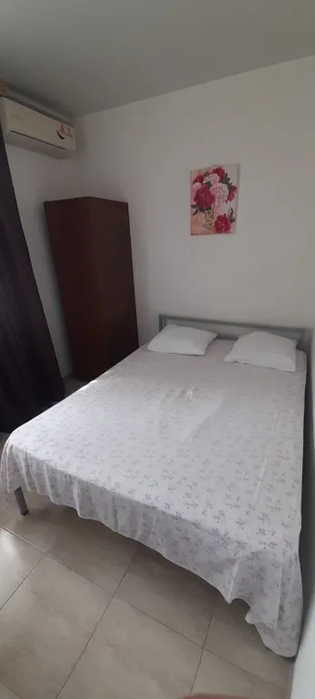 Квартира Уютный номер в гостевом доме недалеко от моря — аренда посуточно в Вардане