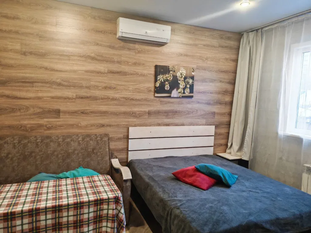 Коттедж Однокомнатный домик с террасой и мангалом — Новосибирск