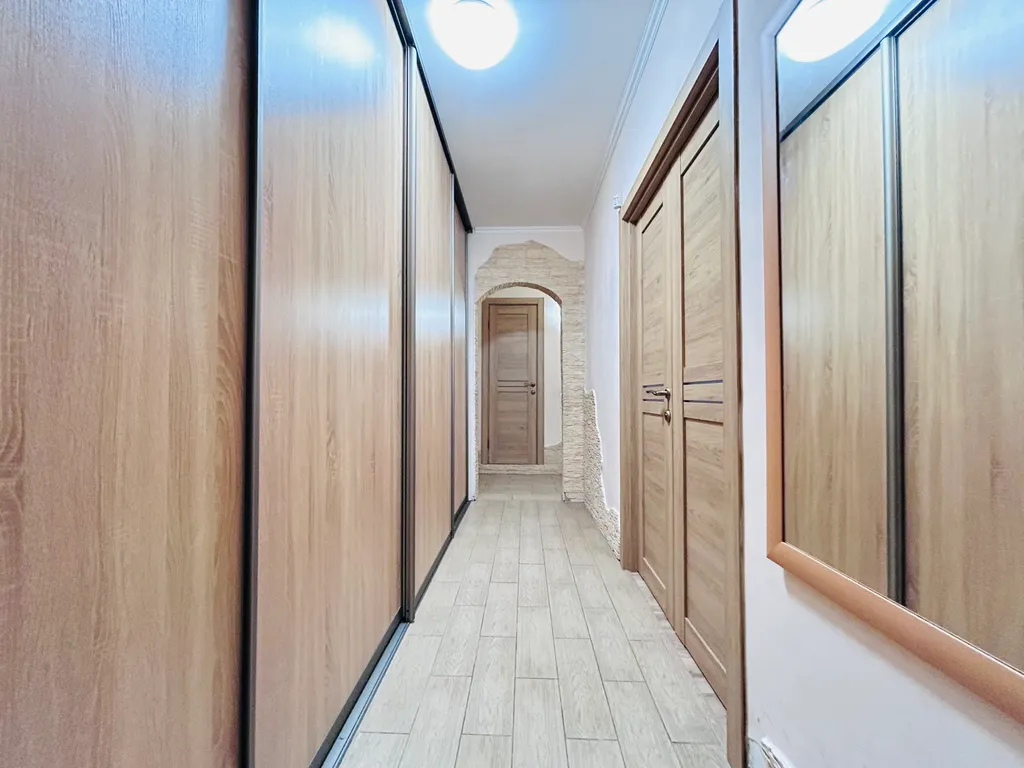 2-комнатная квартира на Академика