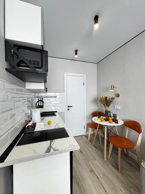 Уютная студия около города еды