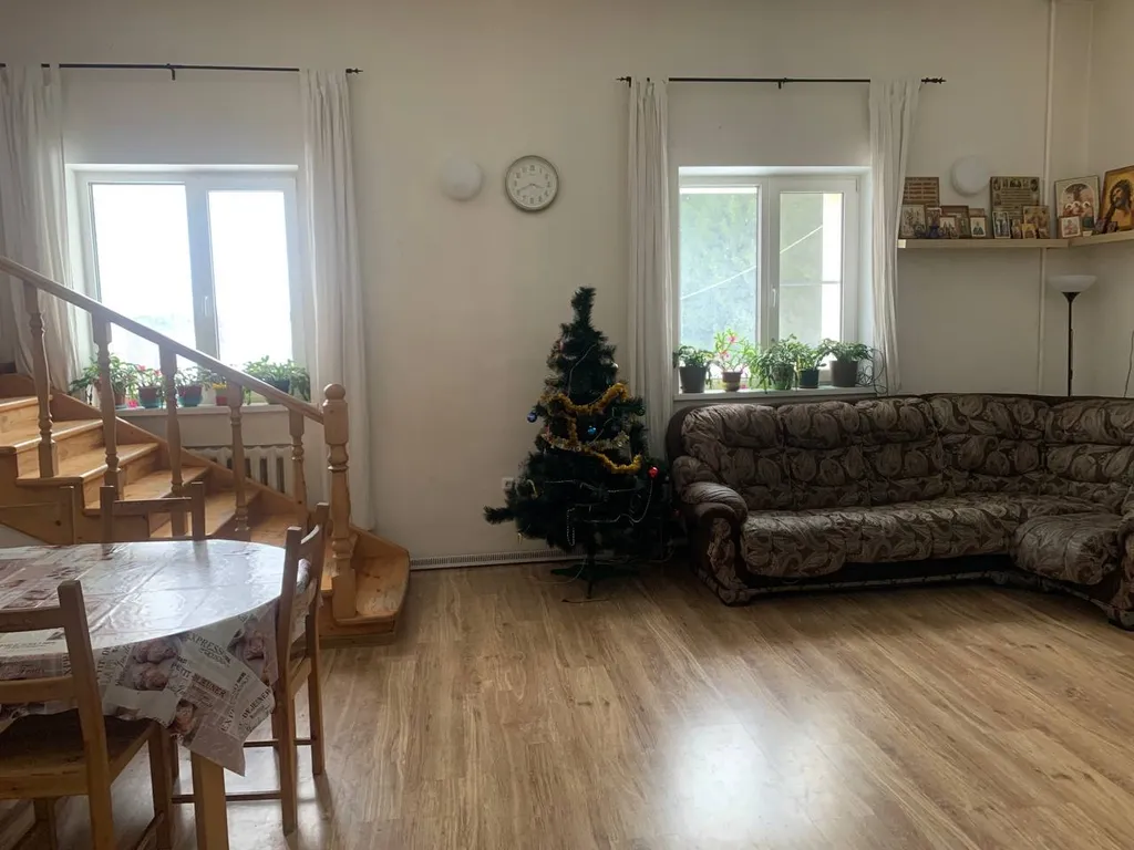 Огромный гостевой дом вблизи города Сергиева Посада