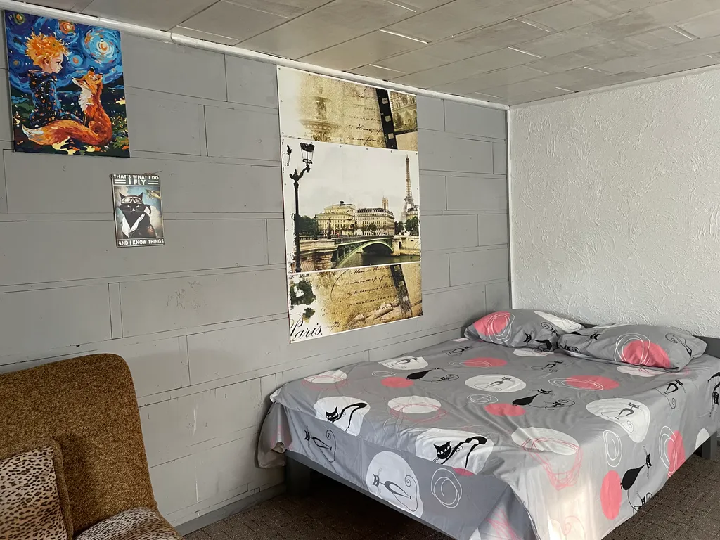 Квартира Квартира Цветущий уголок в историческом центре Севастополя — Севастополь