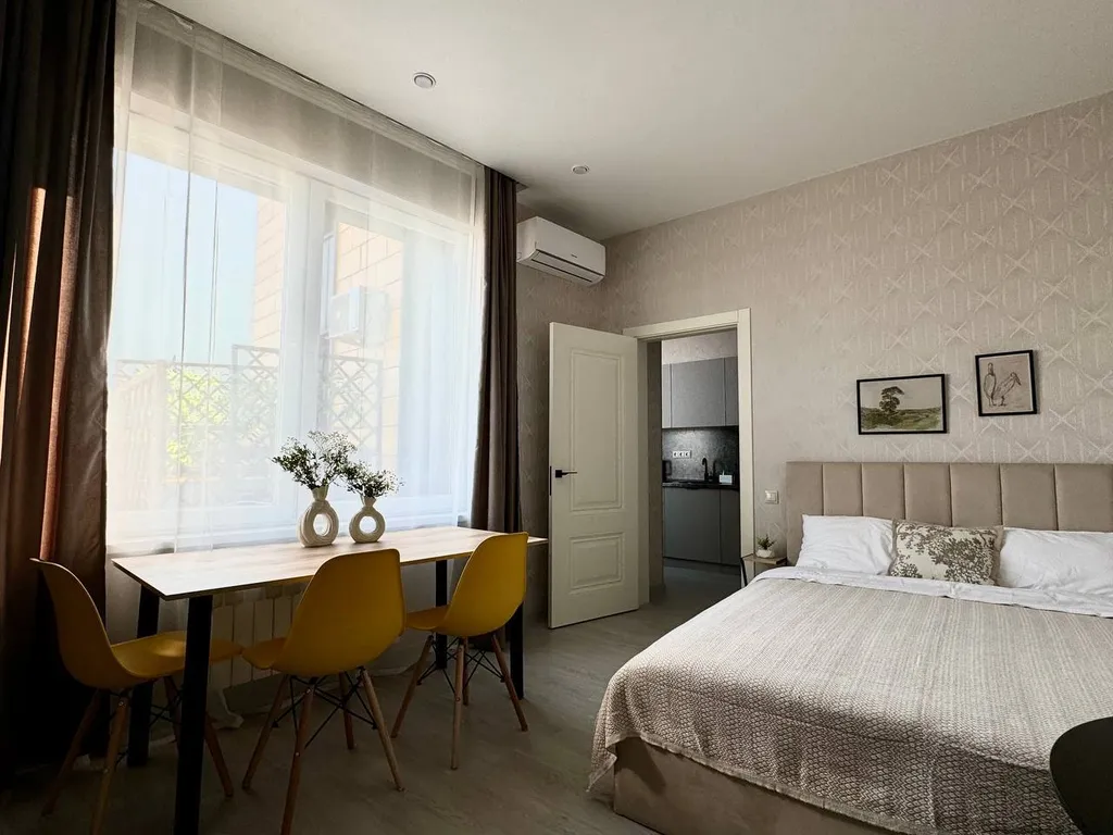 Светлая студия для четырёх гостей рядом с Термы Видное