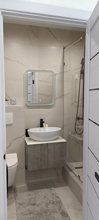 Новый апартамент с видом на лес