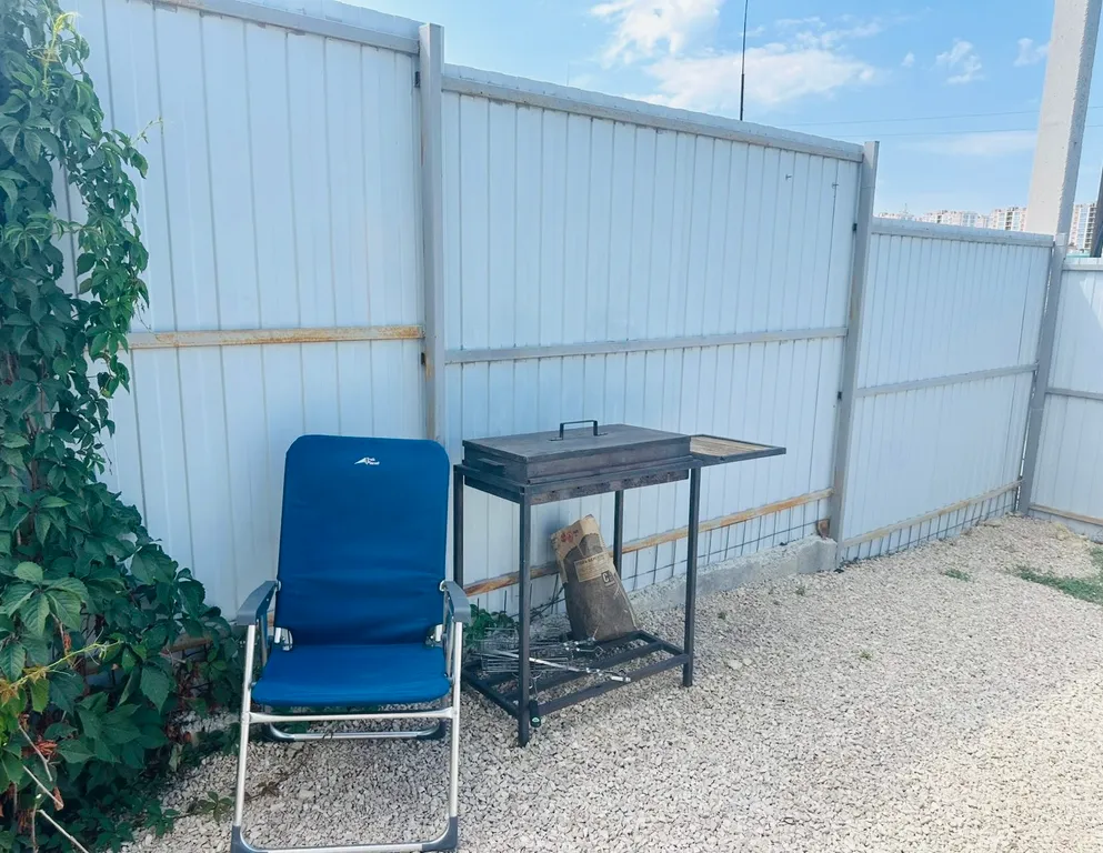 Коттедж Коттедж Студия с отдельной зоной барбекю, в 5 минутах до моря, парковкой автомобиля — Севастополь