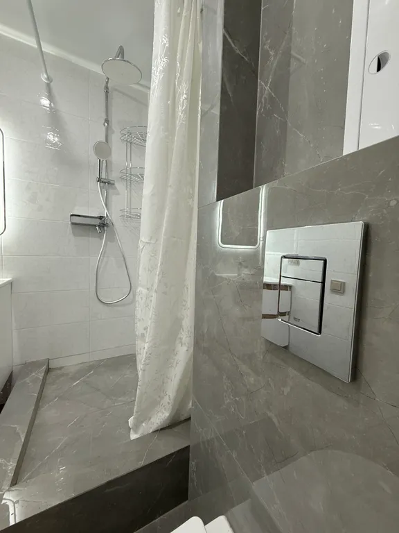 Новая евротрешка толтый мыс 5-7 мин до моря