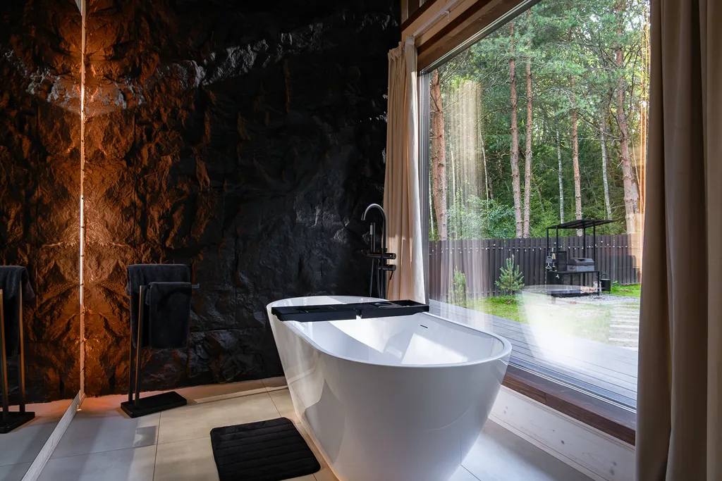 Премиальное шале с сауной и купелью в лесу.