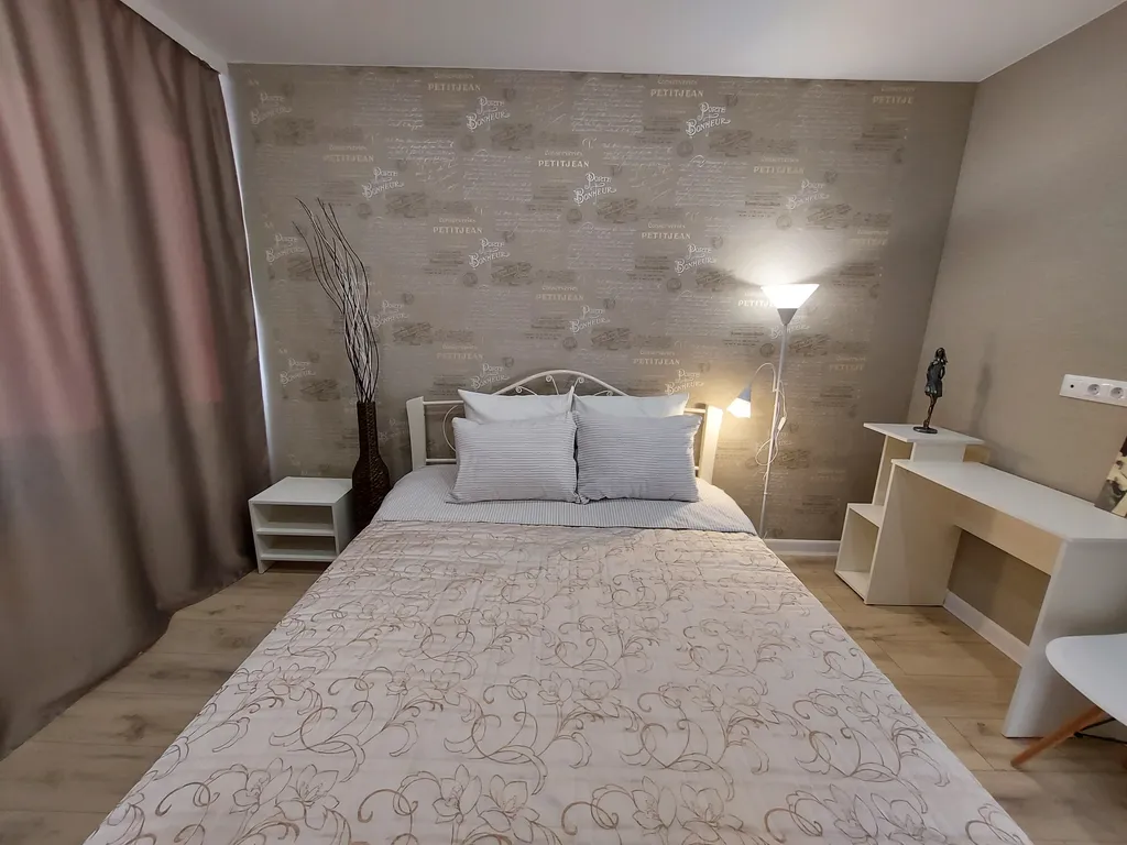 Апартаменты на Невском