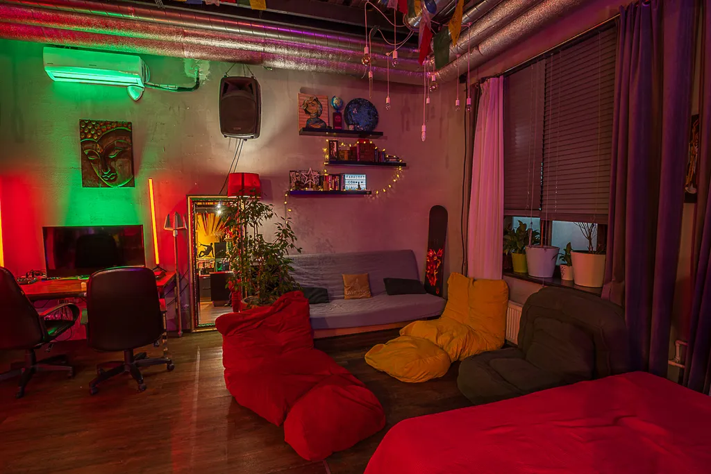 Стильный лофт - апартаменты, можно шуметь 24/7, супер звук