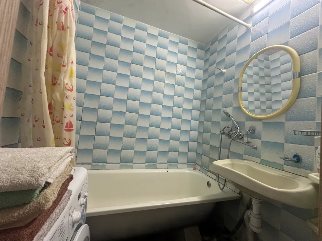 Квартира на микрорайоне Королёва 32А