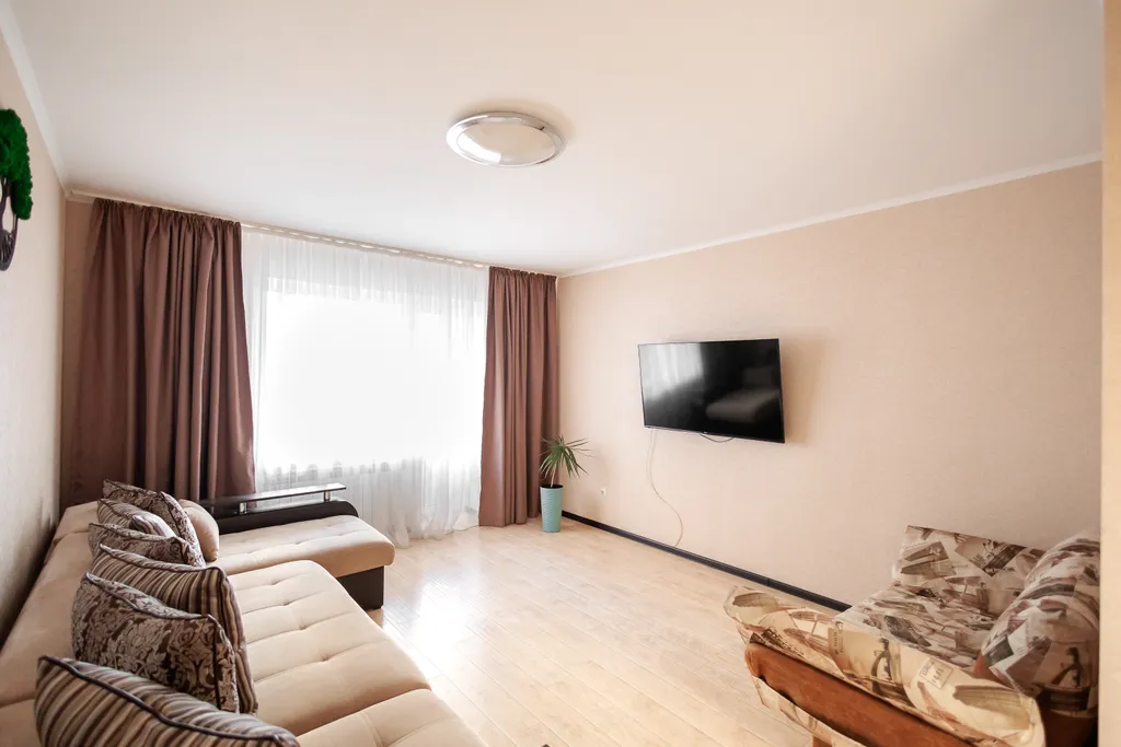 Отличная 2 комнатная квартира на Кургане