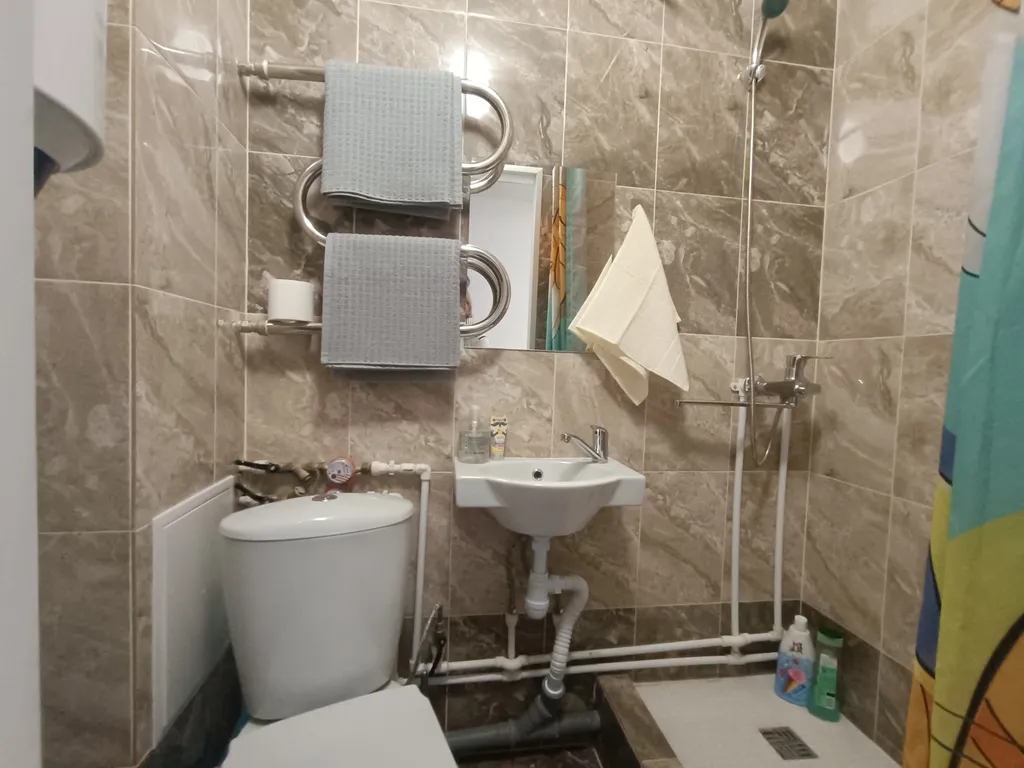 Одна из четырёх в квартире мини- студия сирень