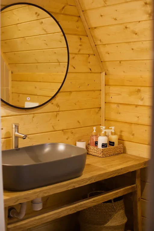 Коттедж Большой треугольный дом 90м2 с завтраком — Куровское