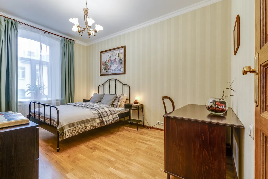 Квартира Квартира с видом на сквер им. Пушкина — Санкт-Петербург