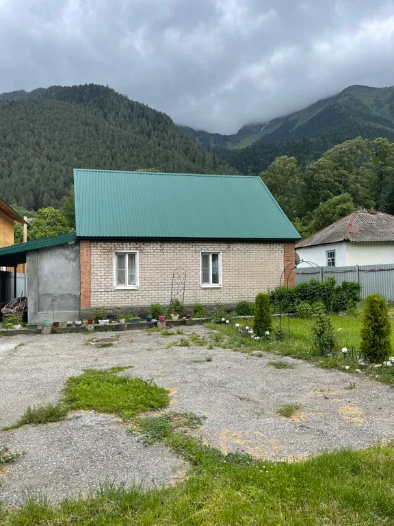 Деревенский дом для отдыха в горах