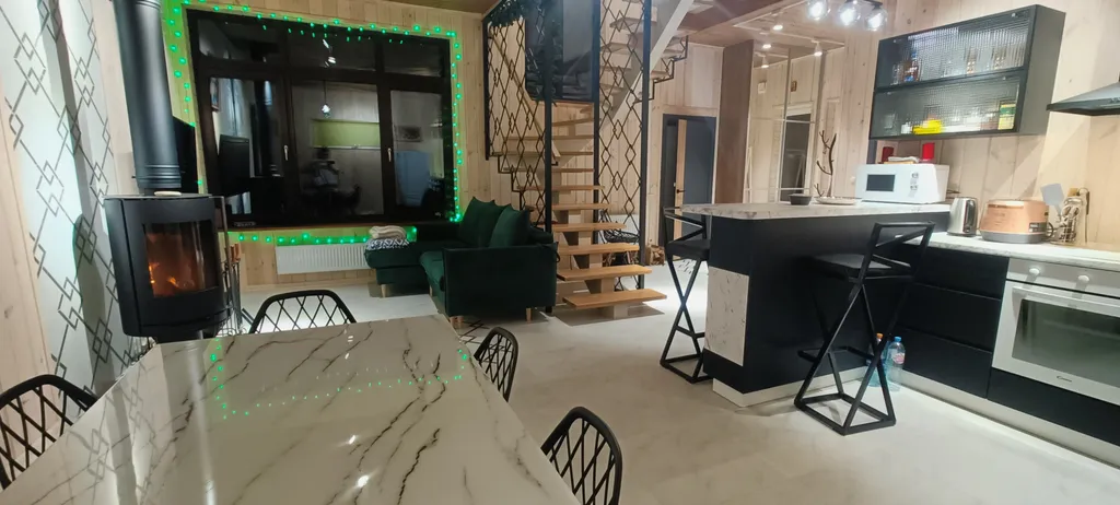 Коттедж 4-комнатный Дом — Санкт-Петербург