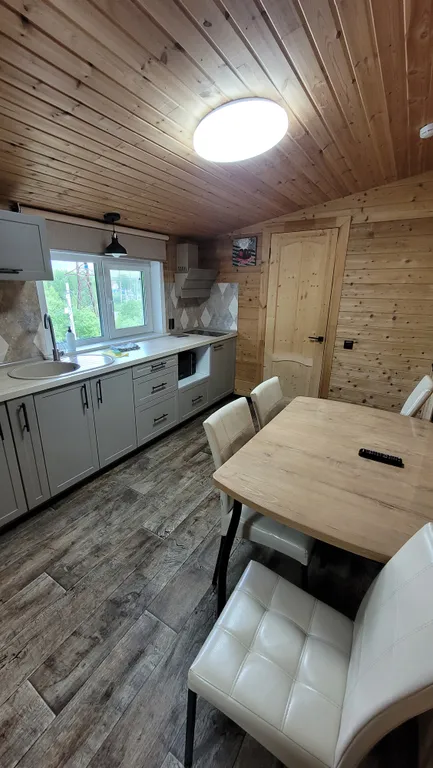 Апартаменты 2-х комнатные. Половина дома с отдельным входом