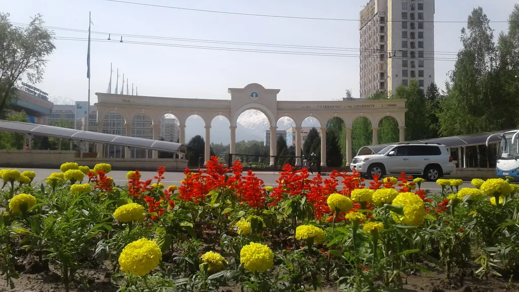 1 комнатная квартира на набережной реки Есентай