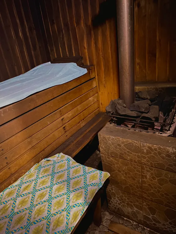 Уютный дом для семейного отдыха с баней и детской площадкой