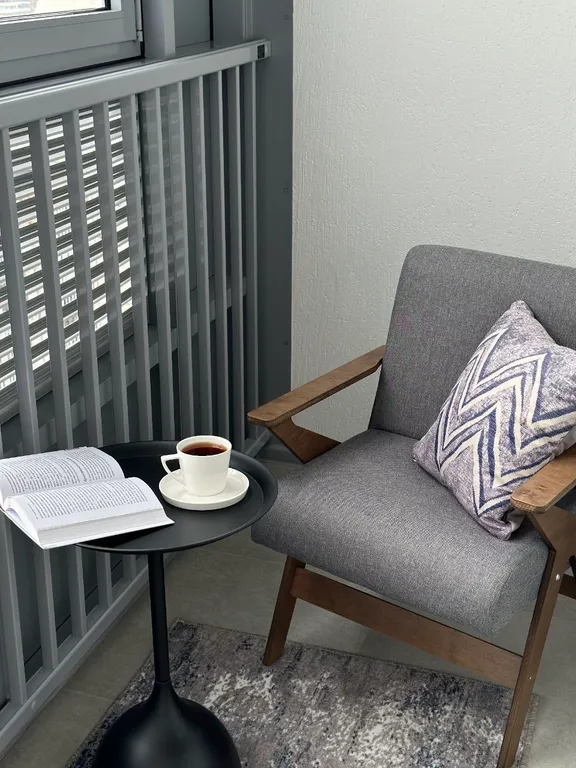 Стильные двухкомнатные апартаменты