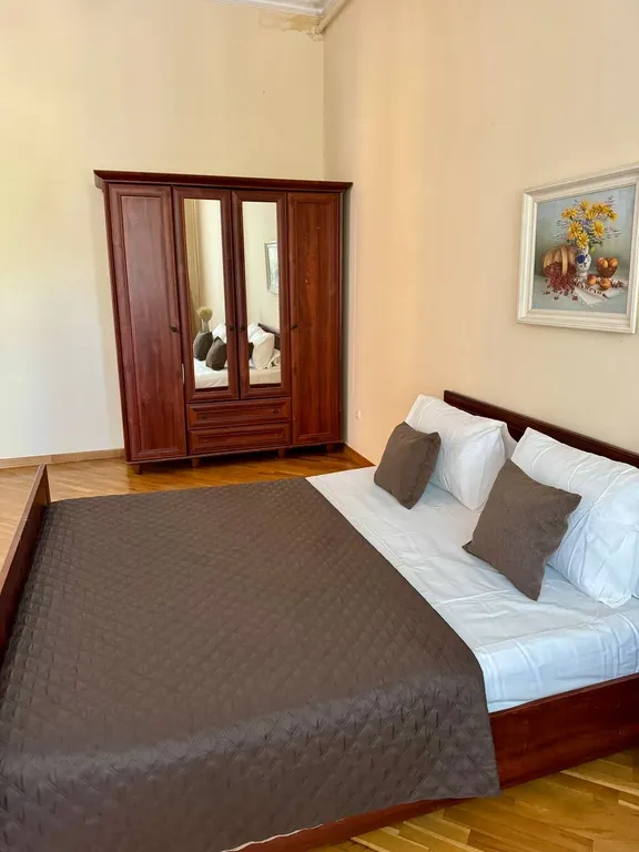 6-комнатный Дом