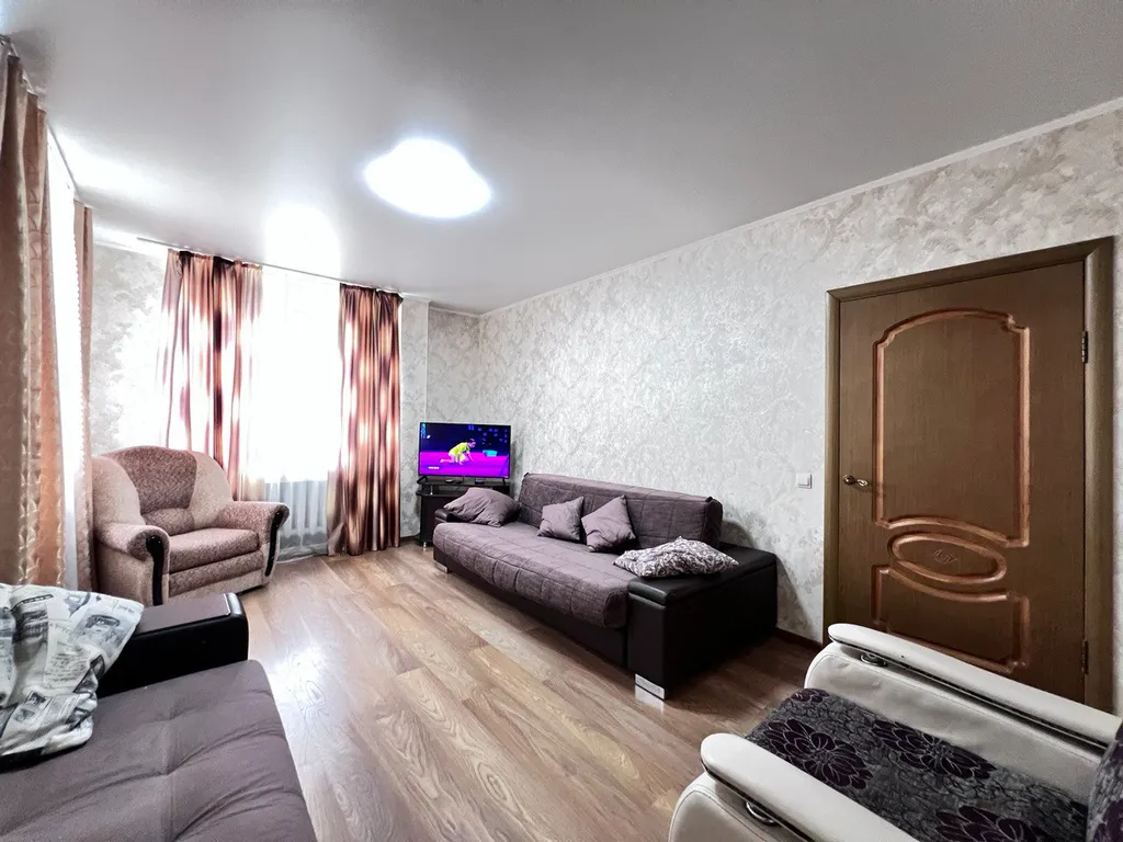 Квартира на набережной с видом на реку