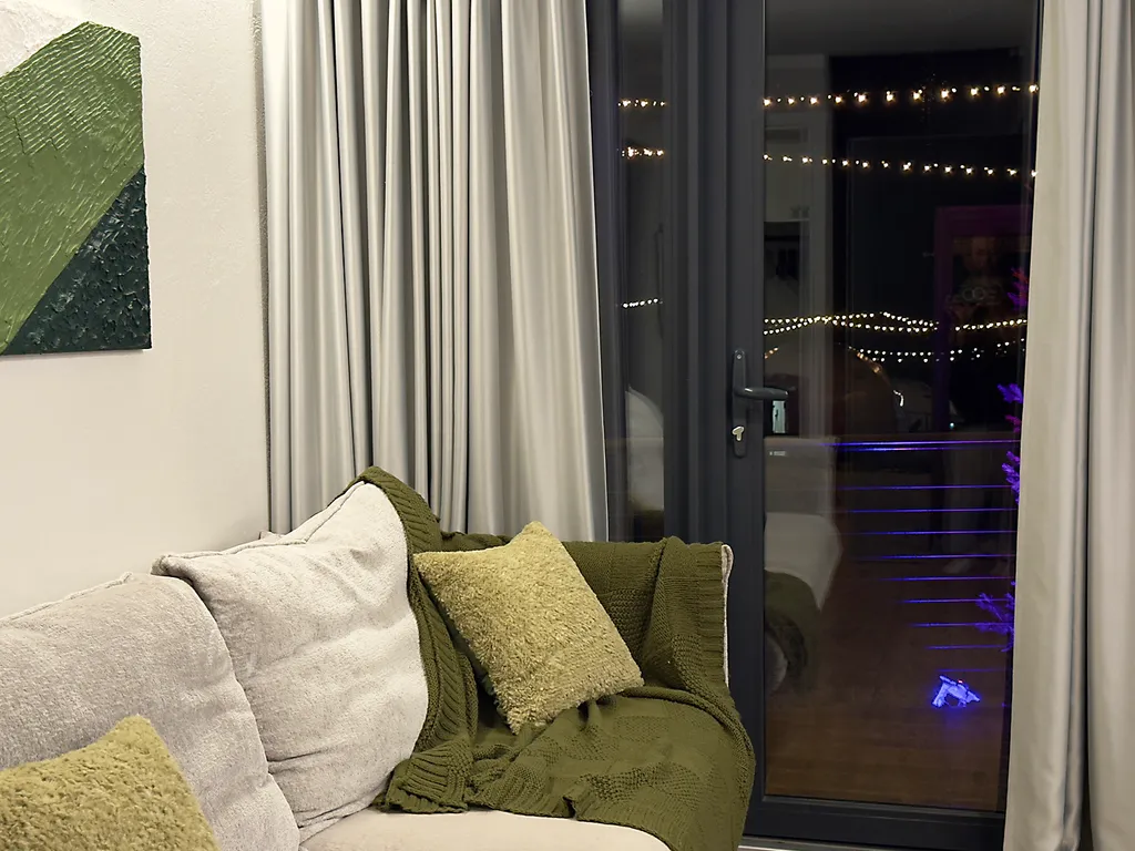 Дом DOUBLE с чаном на террасе