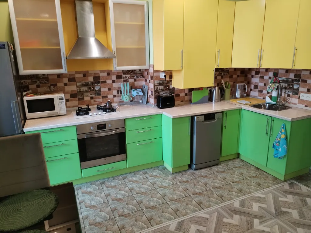 Квартира Квартира 2-х комнатная около моря — Адлер