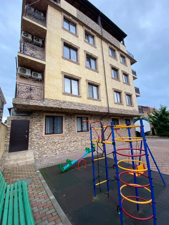 Квартира Квартира Прoстоpная уютная квартиpа в Сириусе в 50-ти метрах от моря — Сириус