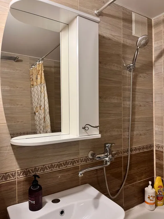 Уютная квартира возле Ледового