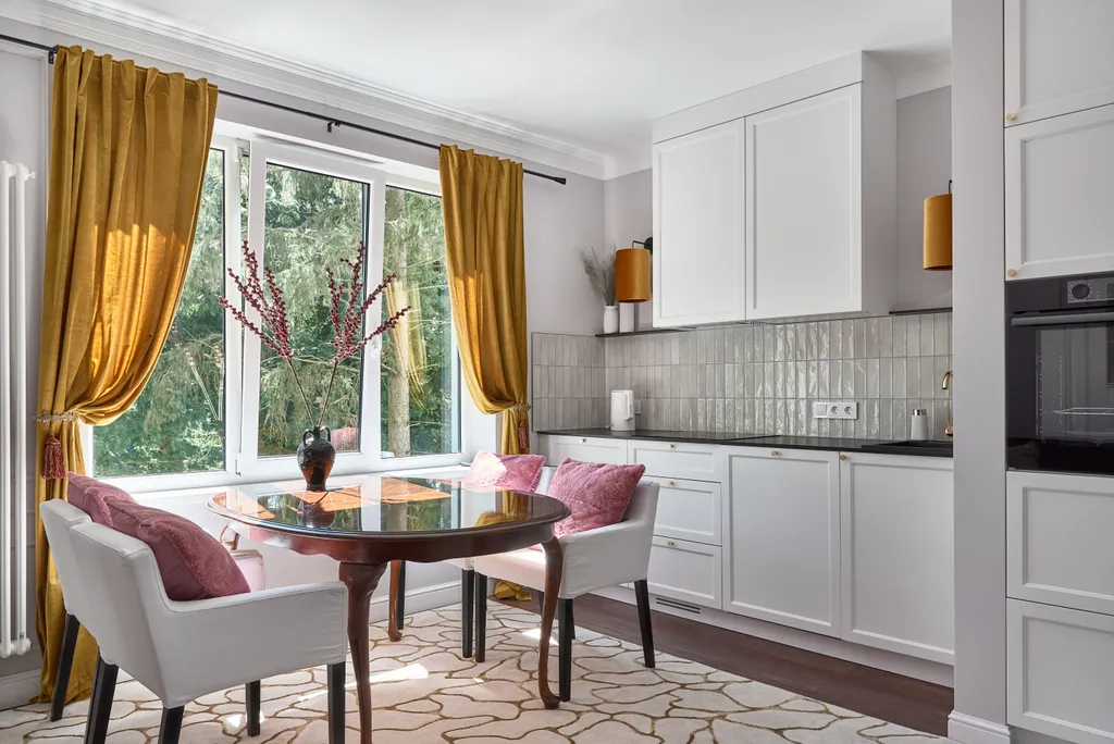 Двухкомнатная дизайнерская квартира в центре by Karmann`s Apartments — аренда посуточно в Светлогорск